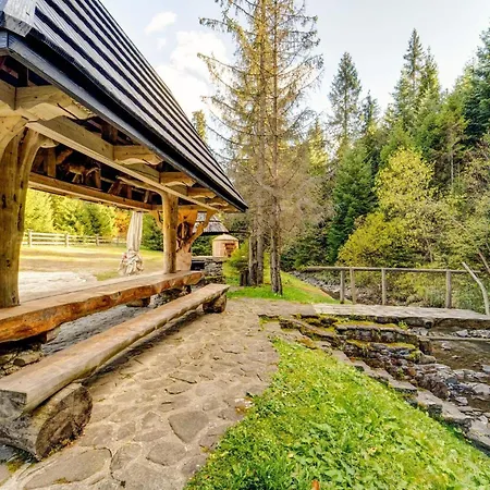 Bacowka Polanki Holiday home *